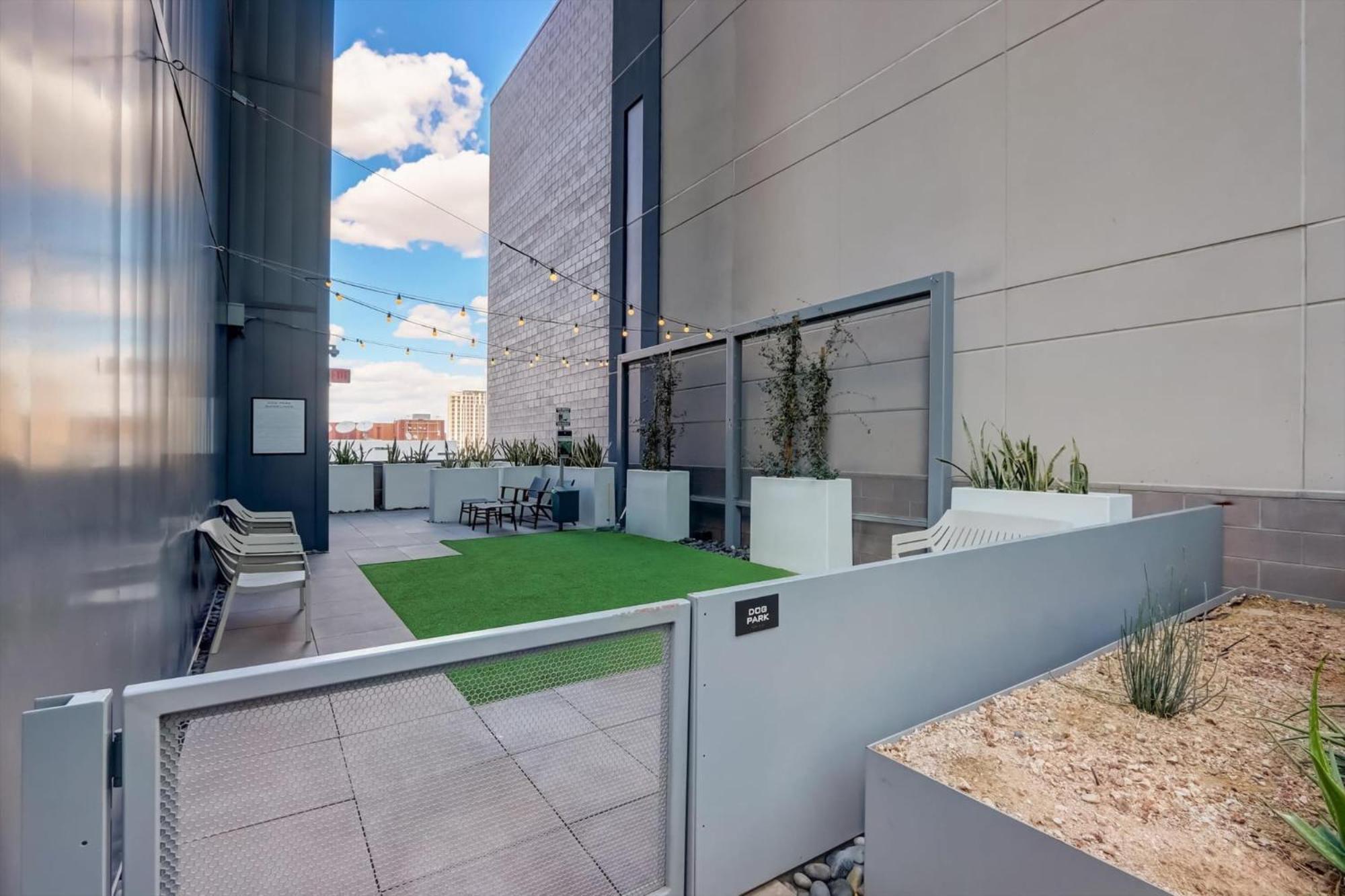 Kenect Phoenix In Downtown Phoenix Exterior photo