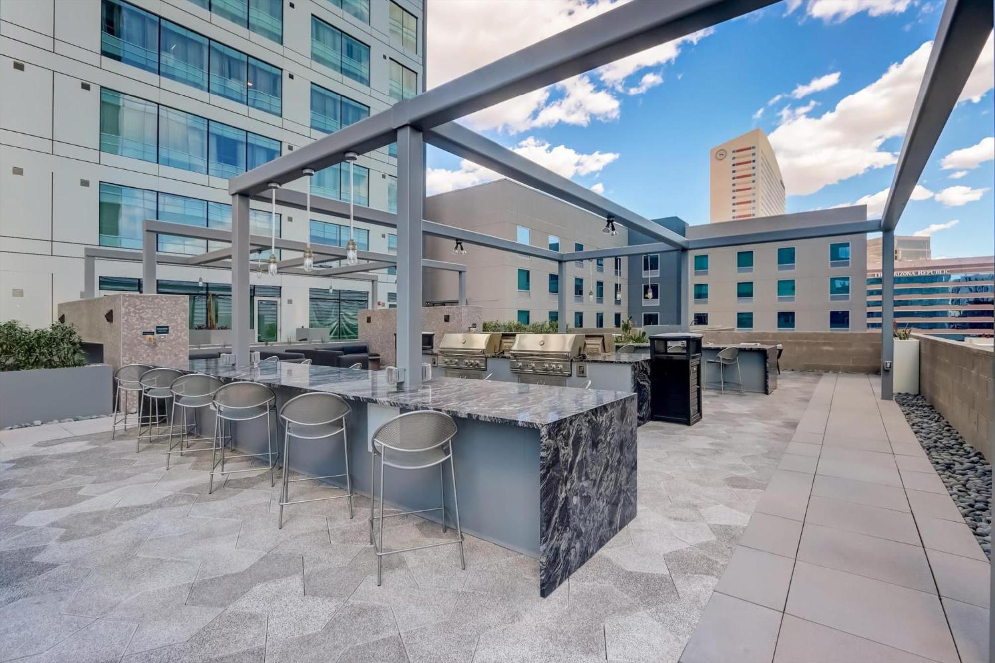 Kenect Phoenix In Downtown Phoenix Exterior photo